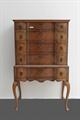 Lot 807 Image