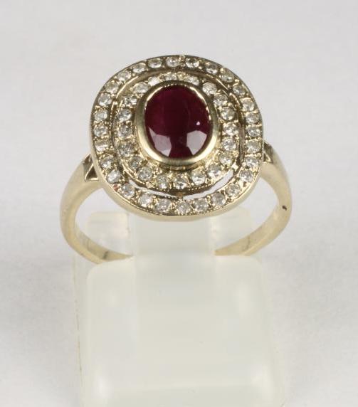 Ruby diamond target ring