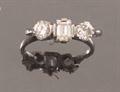 Lot 587 Image