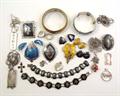 Lot 712 Image